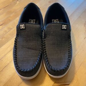 Men’s DC Villain 2 slip on skate shoes carbon black size 11 barely worn EUC